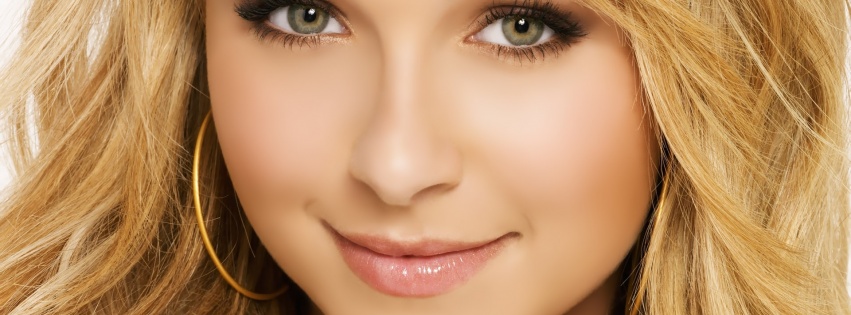 Hayden Panettiere Blonde Face Makeup Eyes Close Up