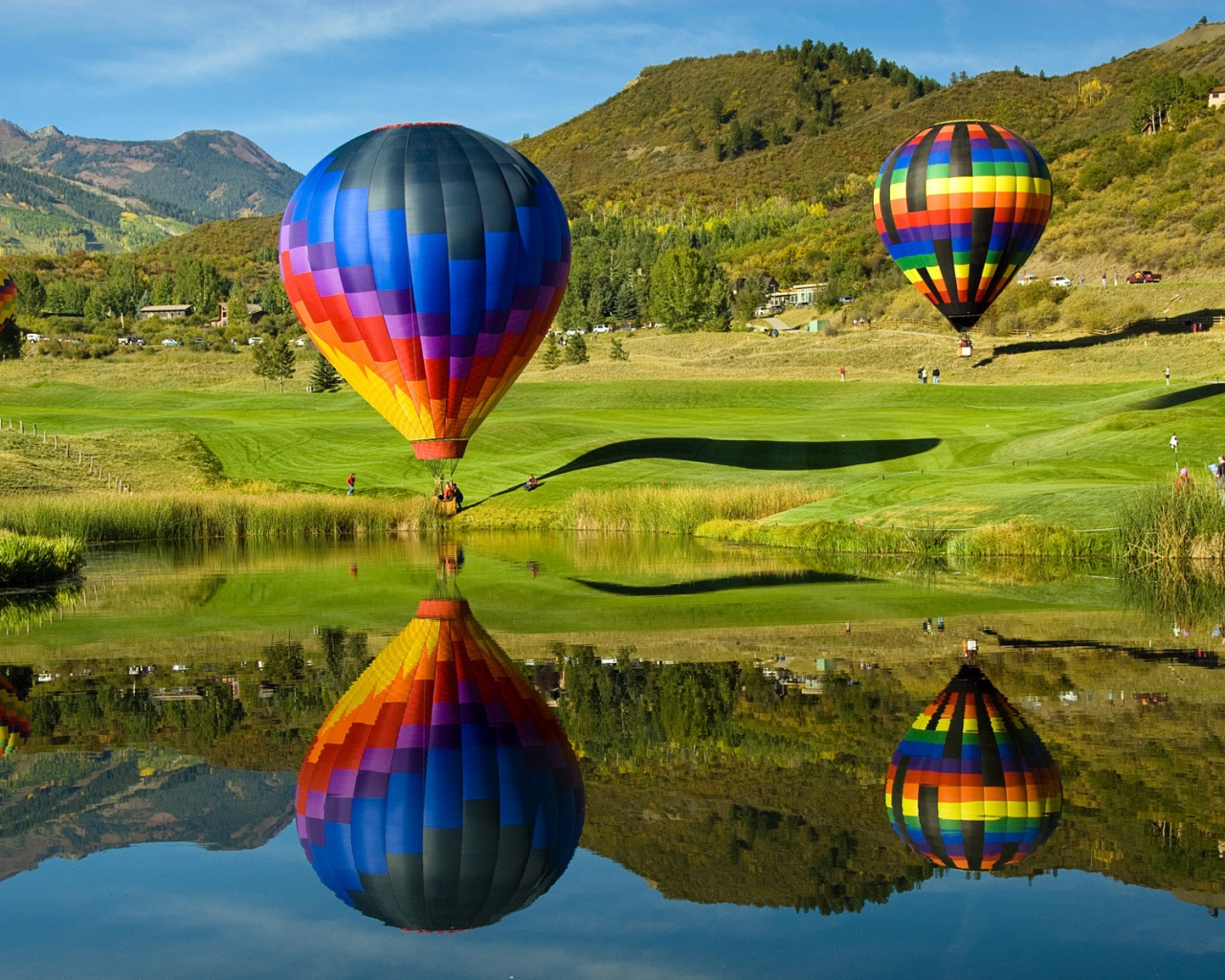 Hot Air Balloons Lake Reflection