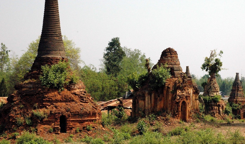 Indein Stupa Complex Ancient Ruins Buildings Burma