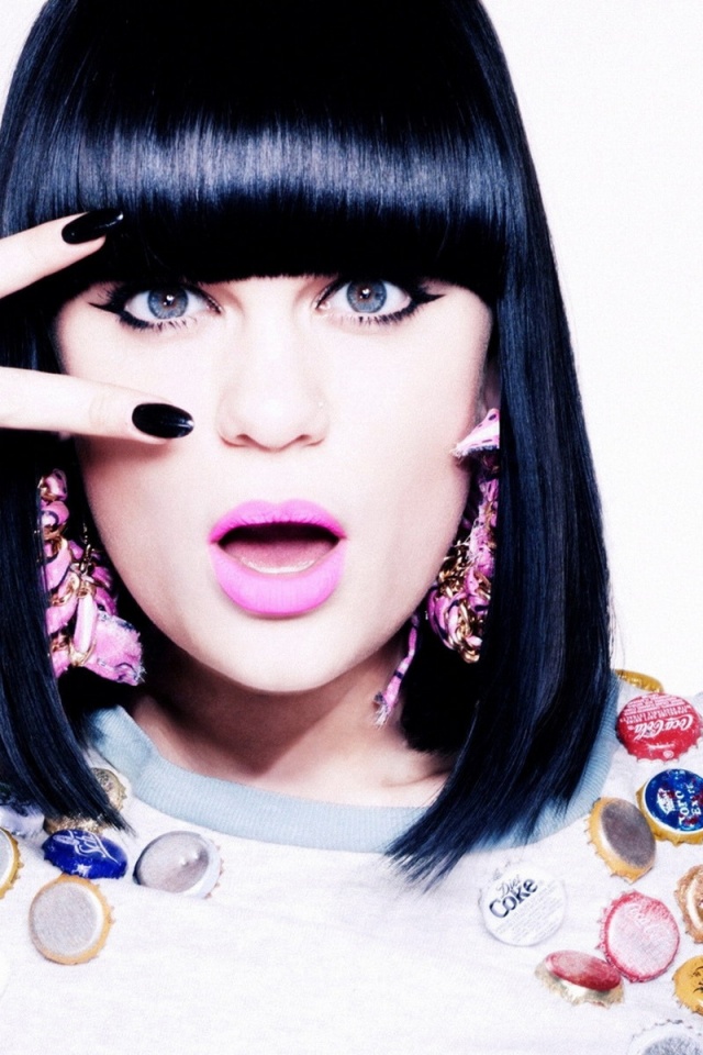 Jessie J x