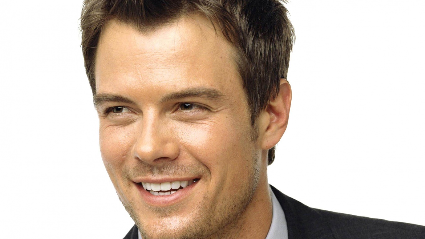 Josh Duhamel