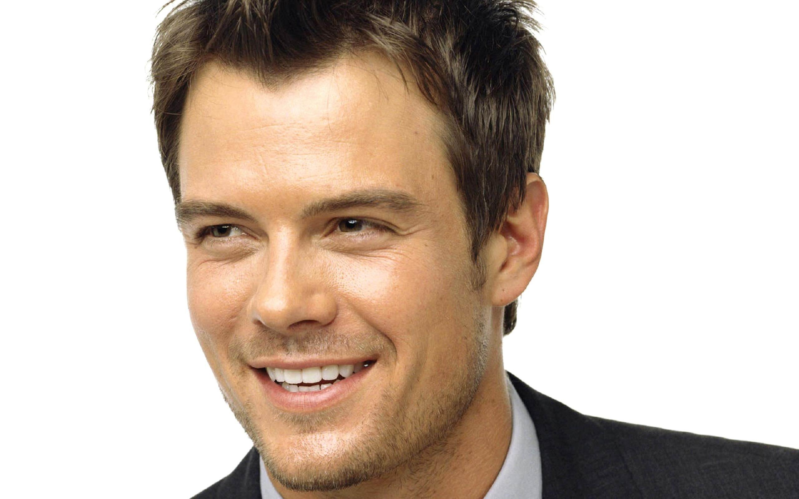 Josh Duhamel