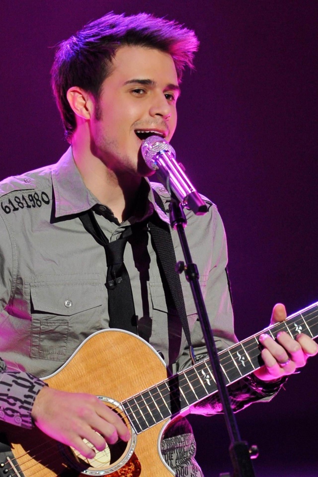 Kris Allen Singer