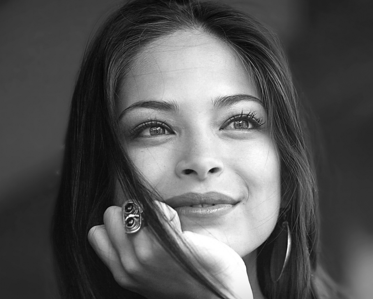 Kristin Kreuk Brunette Look Model Smile Black And White