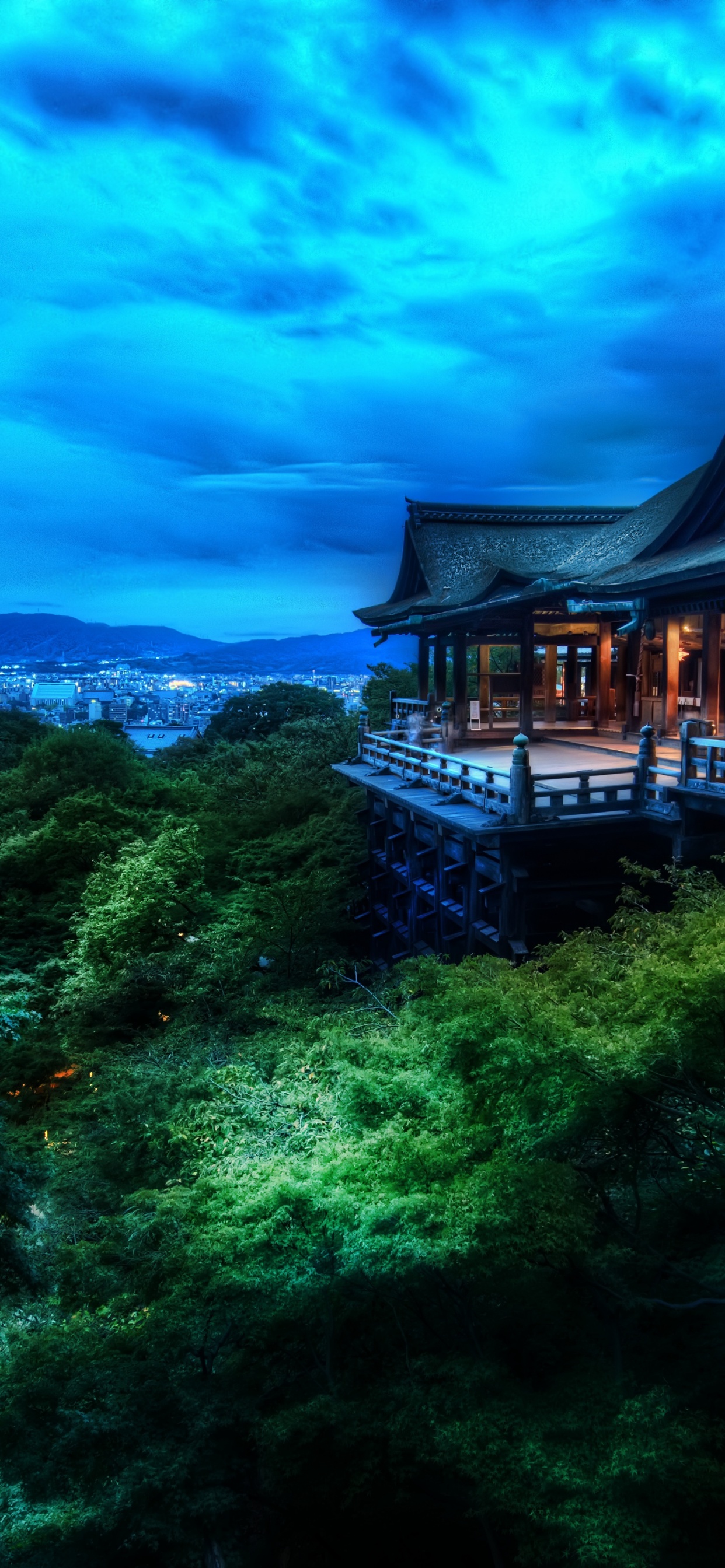 Kyoto-Kiyomizu Dera Buddhist Temple