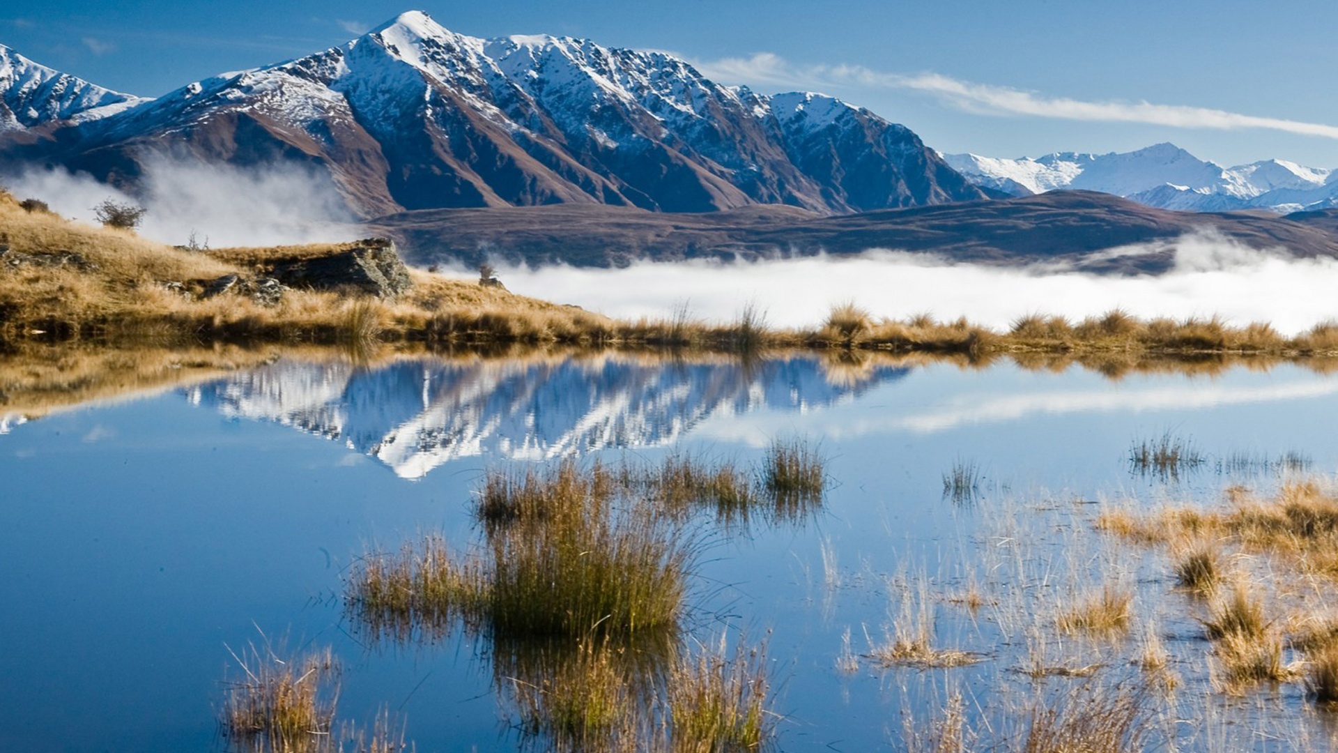 Lake In The Cloudsqueenstown New Zealand