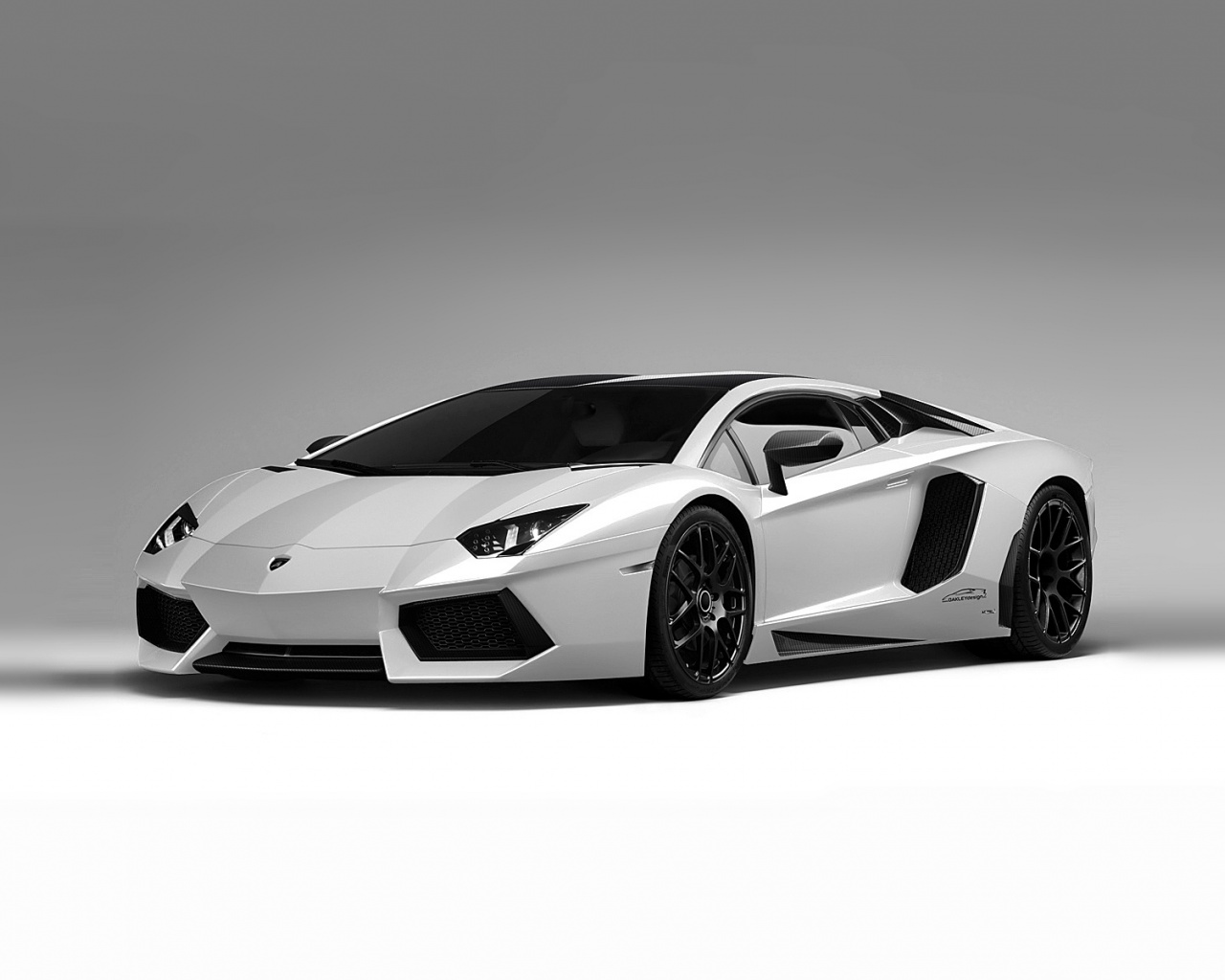 Lamborghini Aventador White