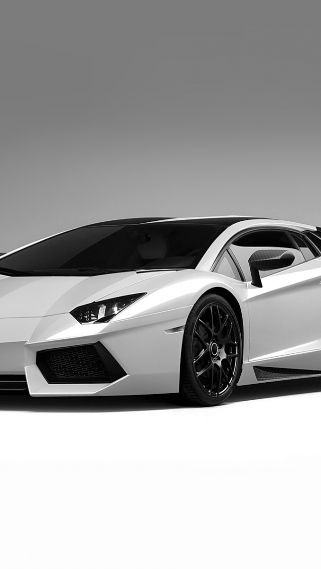 Lamborghini Aventador White