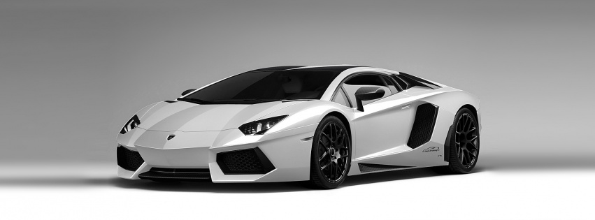 Lamborghini Aventador White