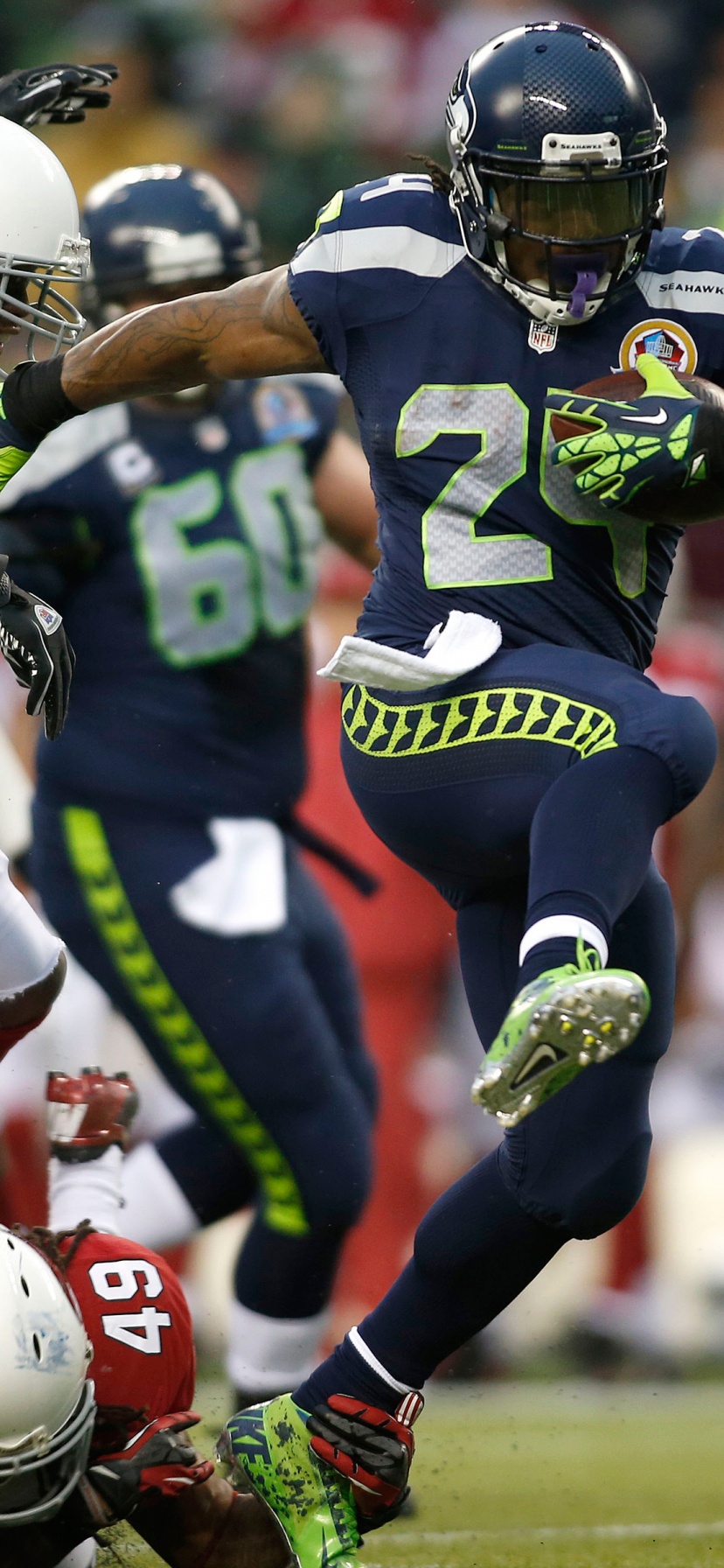 Marshawn Lynch Runs For A Touchdown