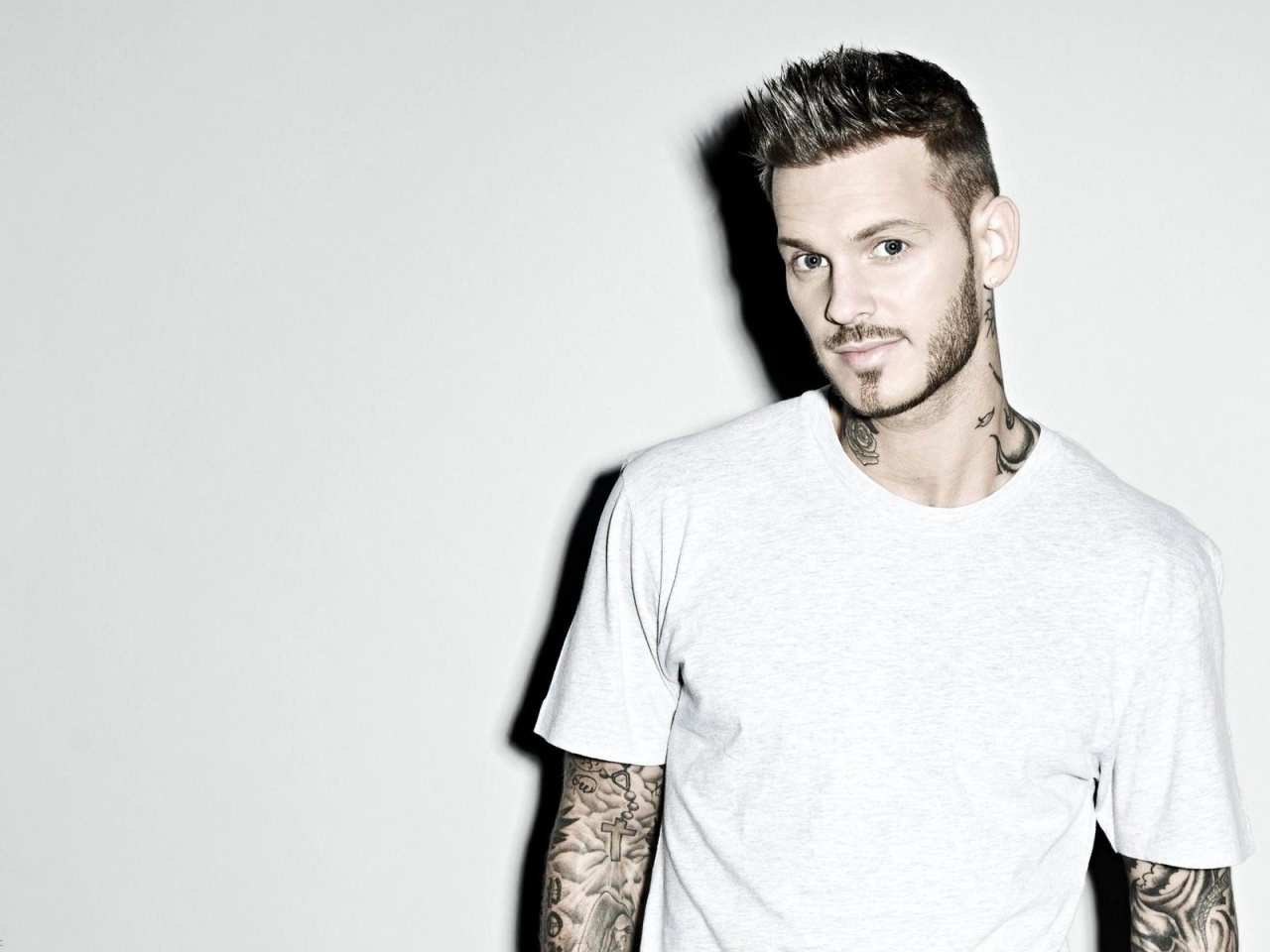 Matt Pokora Singer