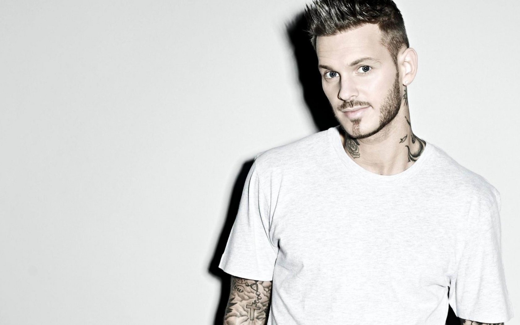 Matt Pokora Singer