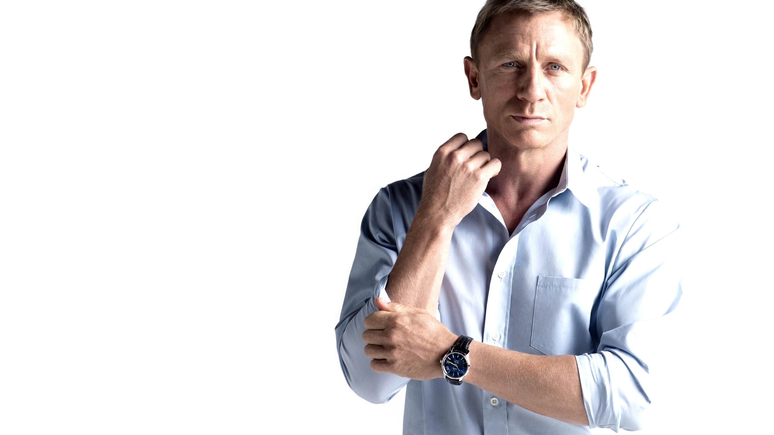 Men Male Celebrity Daniel Craig