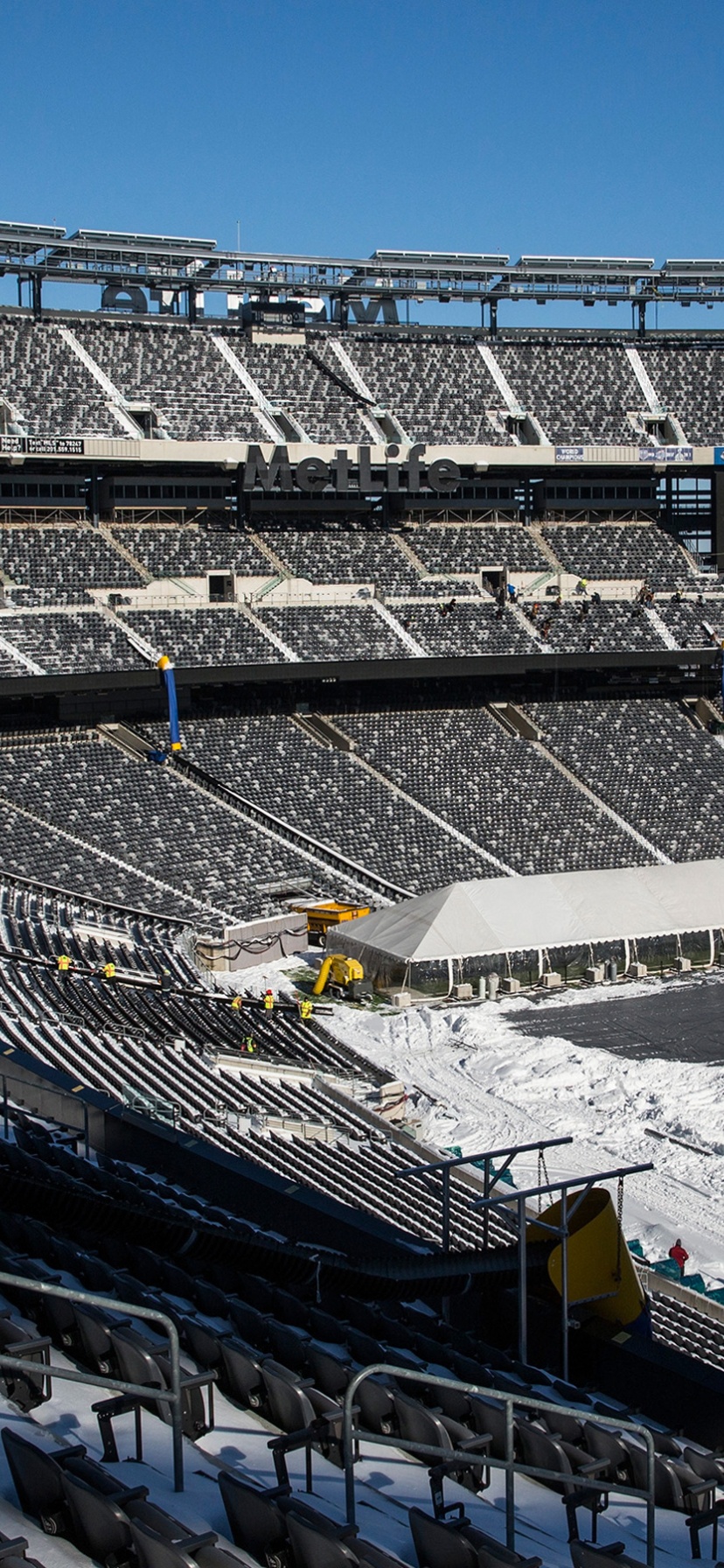 MetLife Full Of Snow-Super Bowl 2014