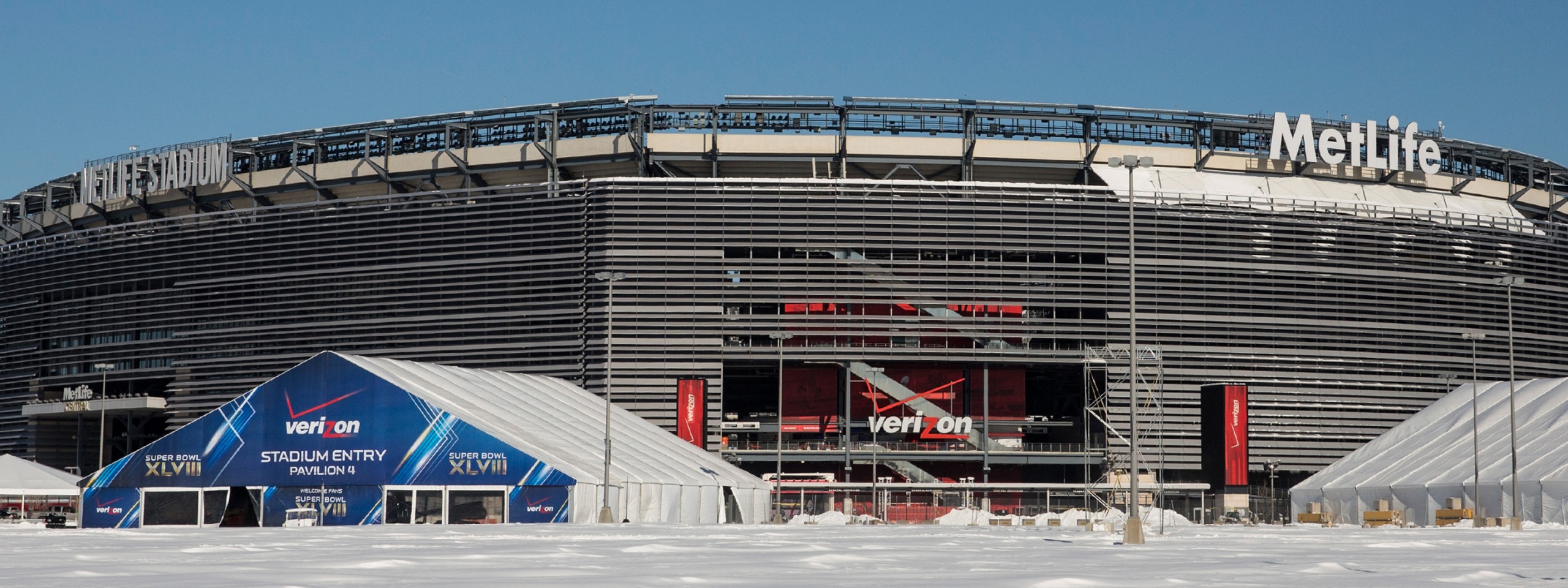 MetLife Stadium Snow-Super Bowl 2014