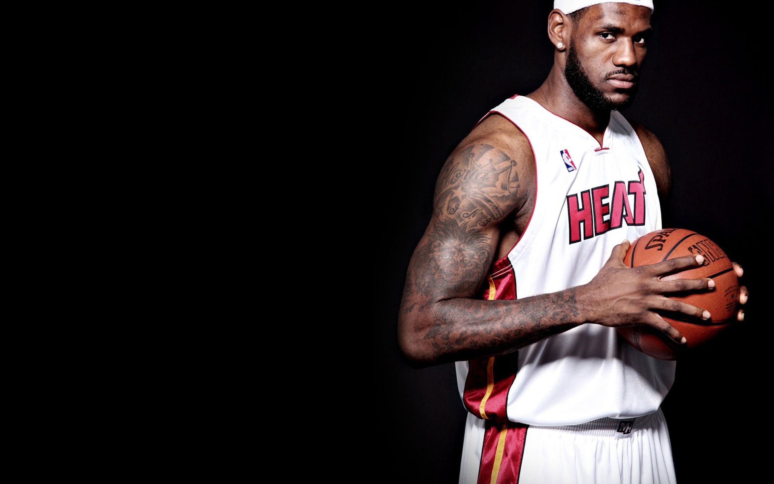 Miami Heat Nba American Basketball Lebron James