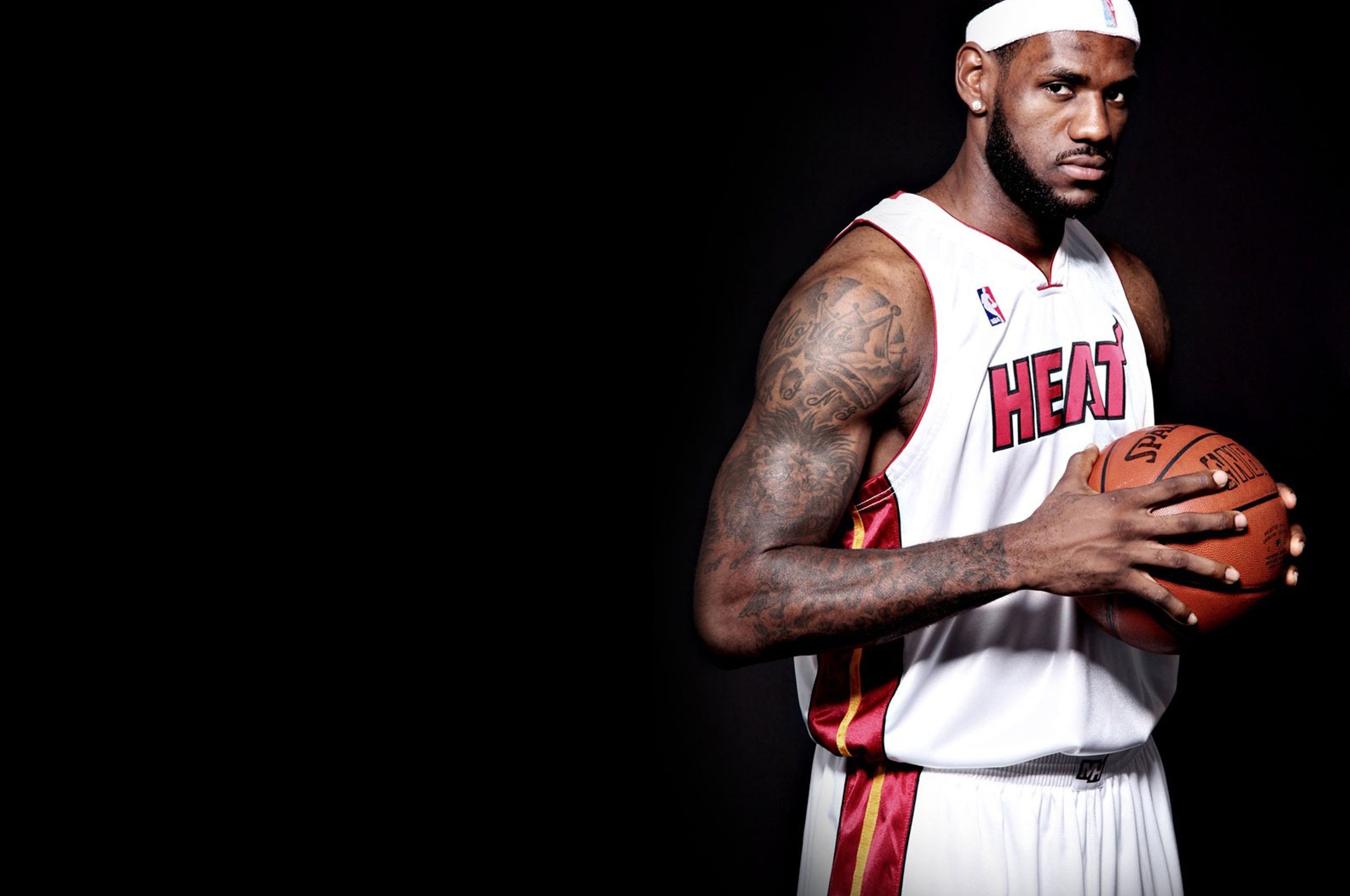 Miami Heat Nba American Basketball Lebron James