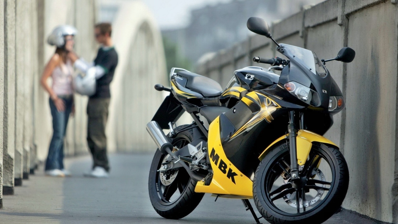 Motorbikes Motorcycles Yamaha Tzr