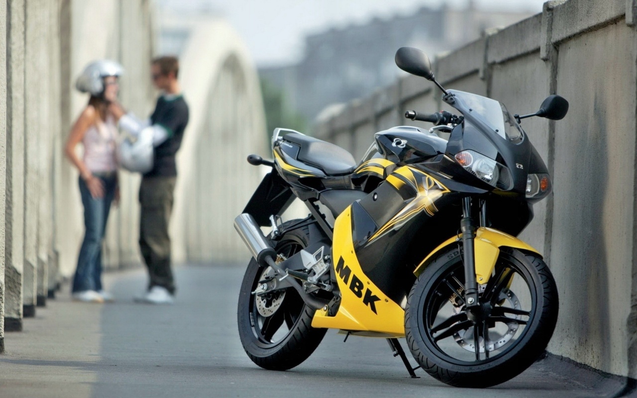 Motorbikes Motorcycles Yamaha Tzr