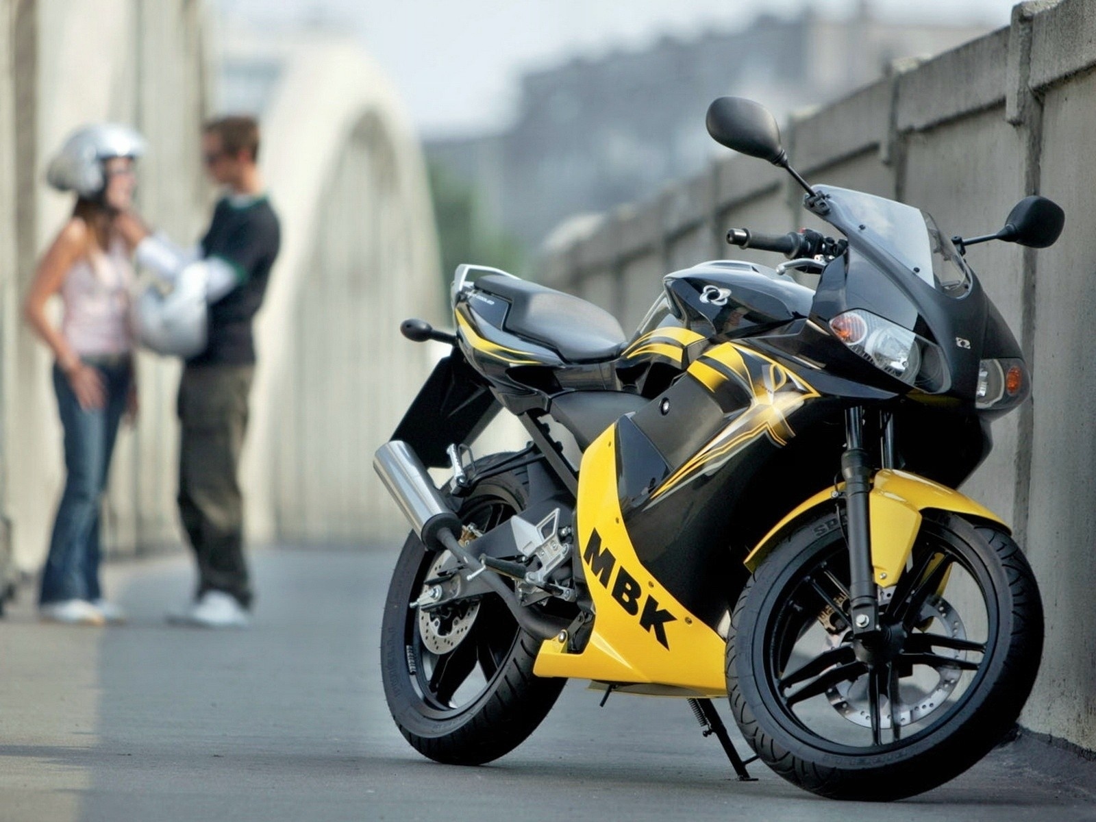 Motorbikes Motorcycles Yamaha Tzr