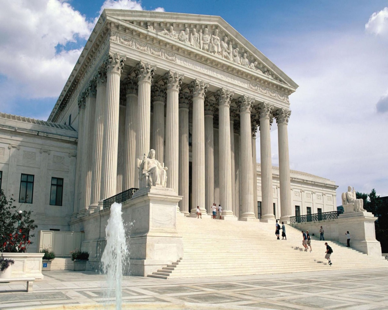 Neoclassical Supreme Court Building Washington Dc United States