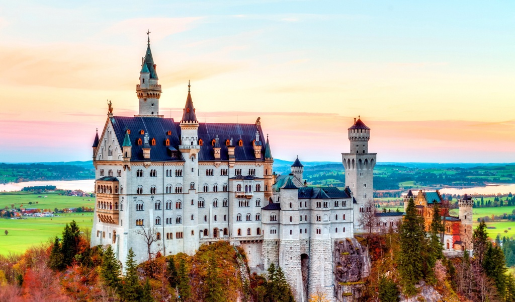 Neuschwanstein Castle Autumn Germany