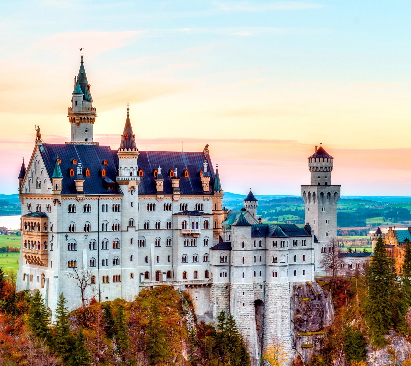 Neuschwanstein Castle Autumn Germany