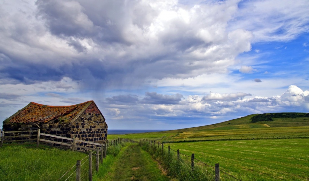 Old House Field Beautiful Nature Landscapes