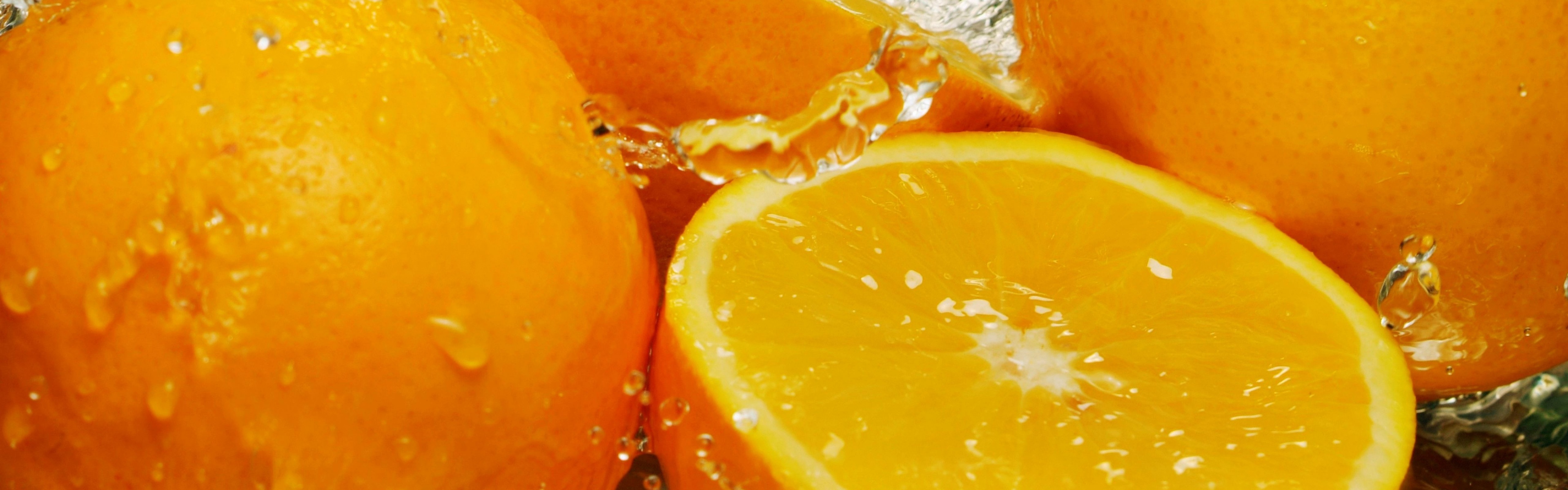 Oranges In Water