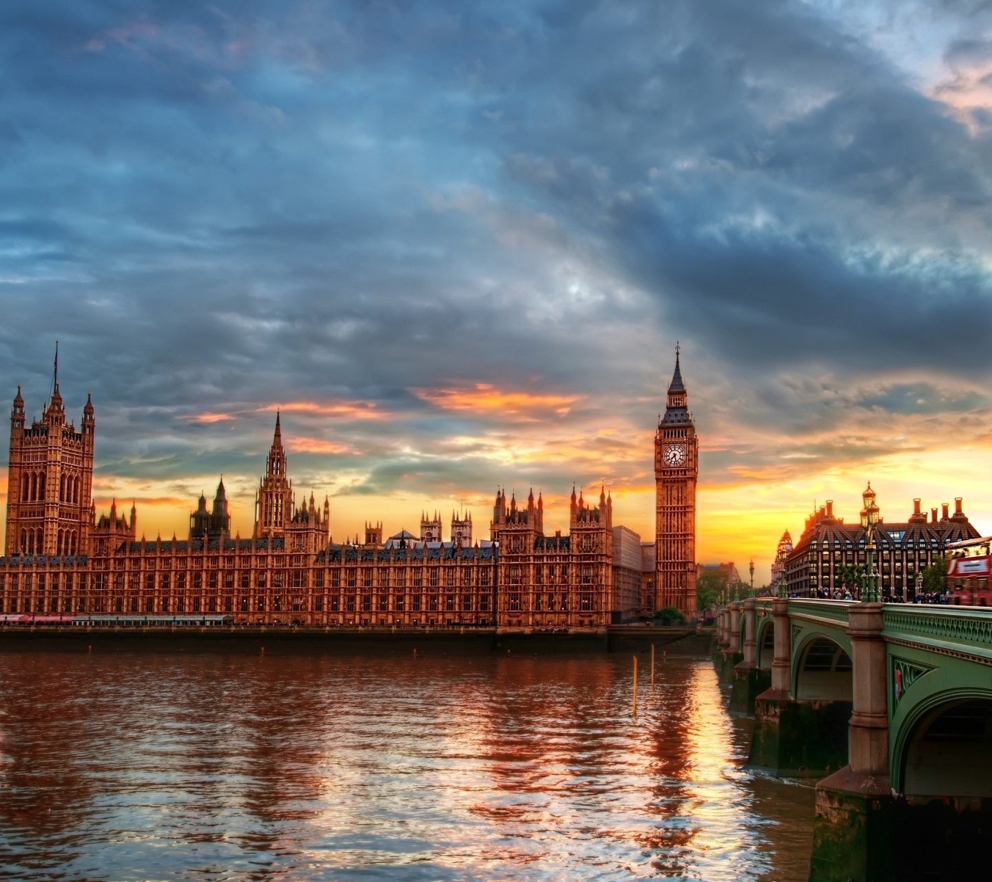 Palace Of Westminster Clock Tower River Thames London