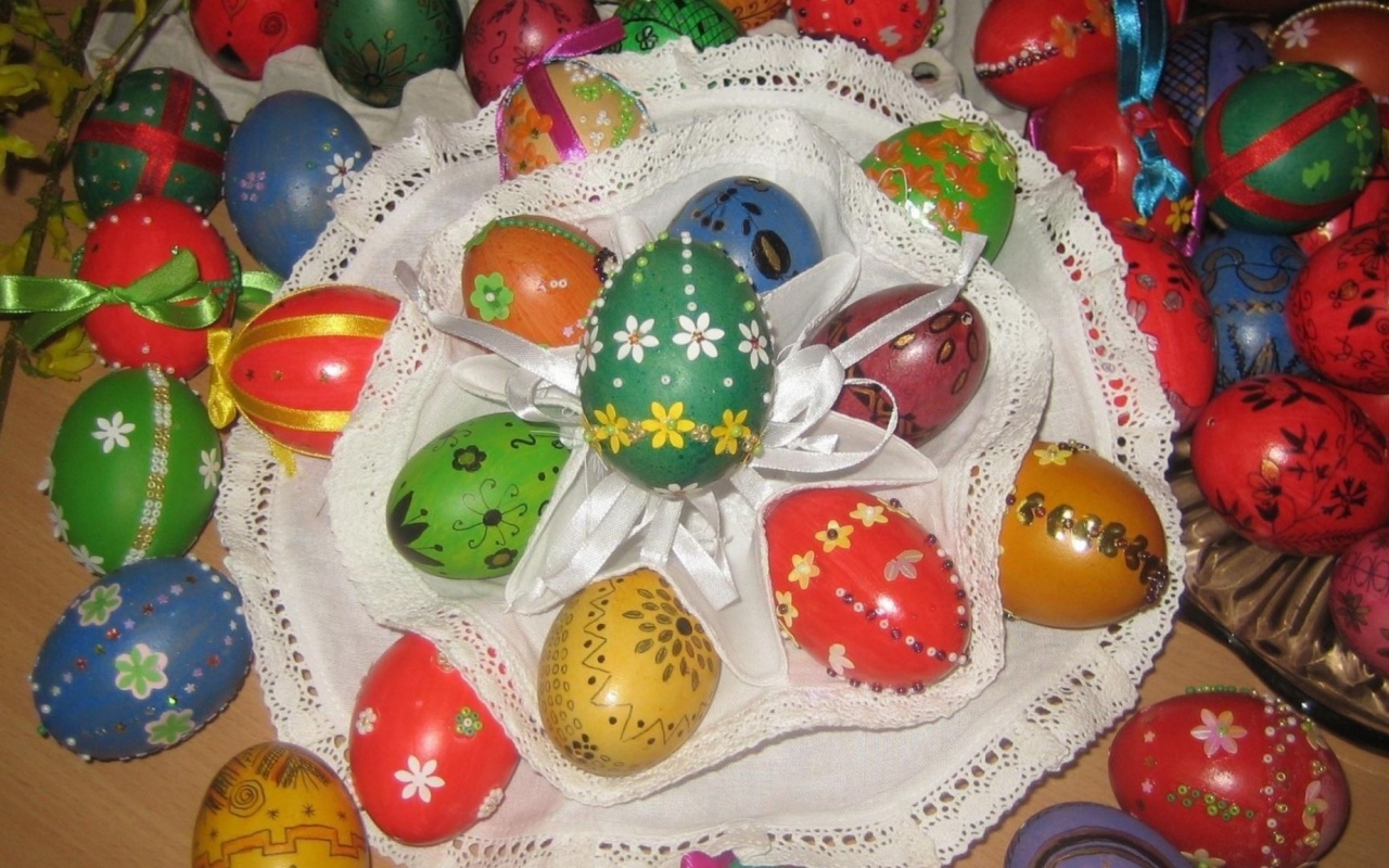 Pascha Eggs Dyed Napkins Table Holiday