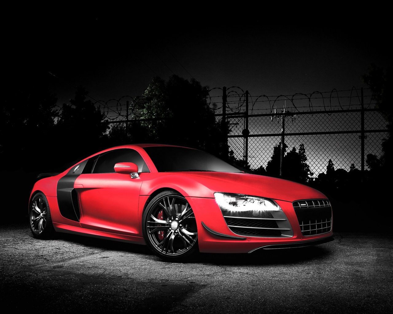 Red Audi R8 Gt