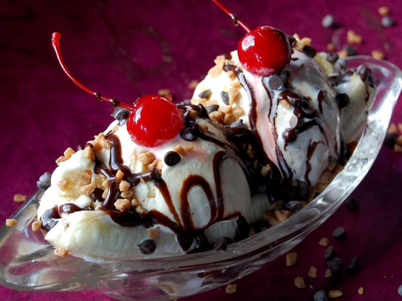 Red Food Banana Split