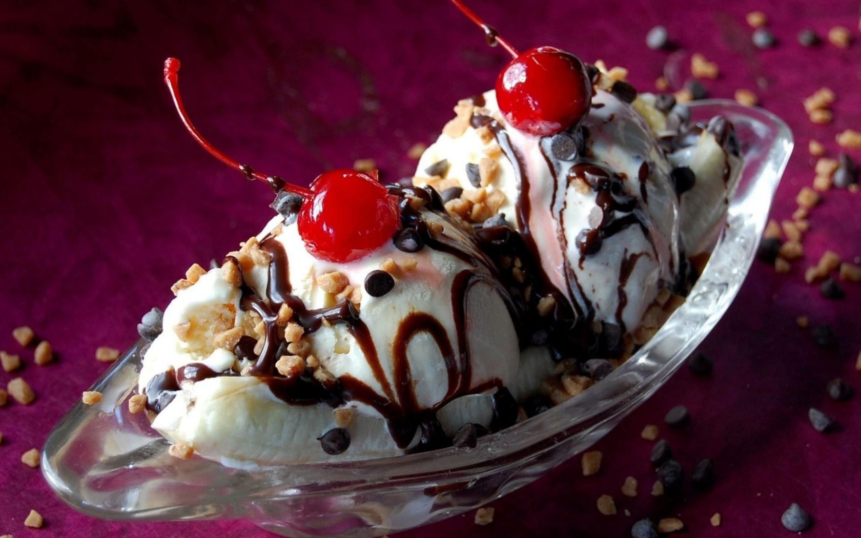 Red Food Banana Split