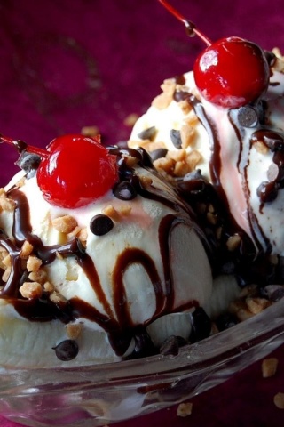 Red Food Banana Split