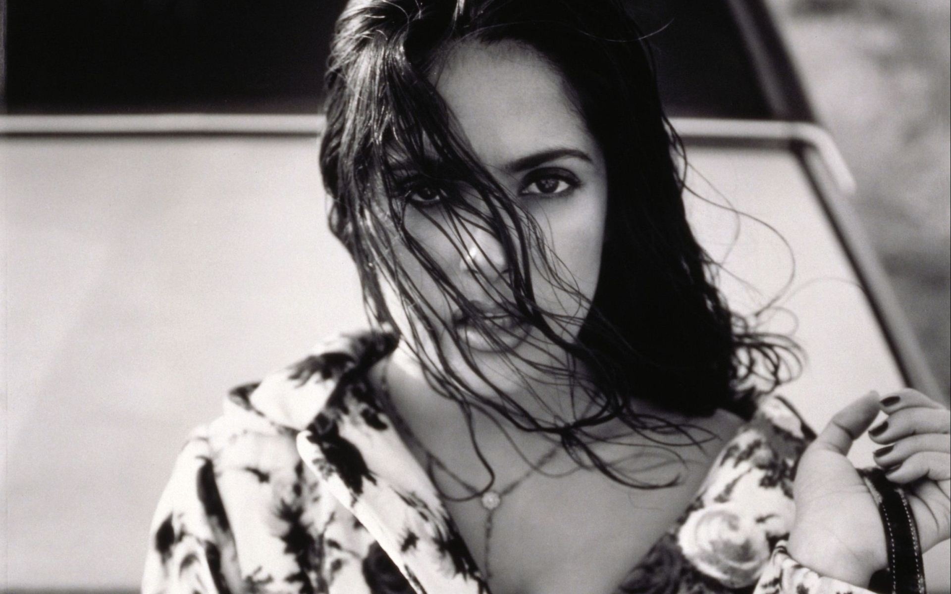 Salma Hayek Brunette Make Upwind Hair Coat Black And White