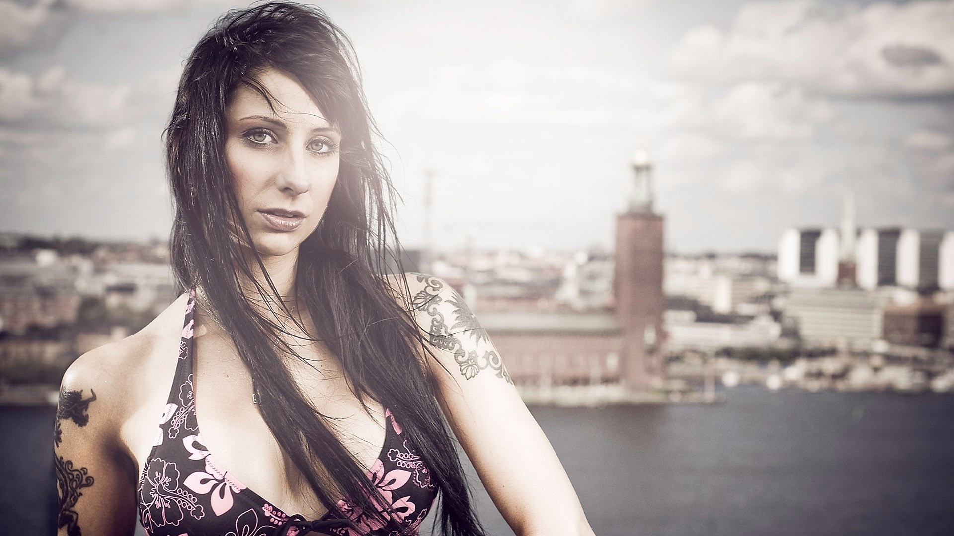 Sister Sin Light Sunlight City Dress