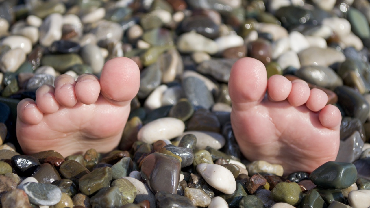 Stones Feets