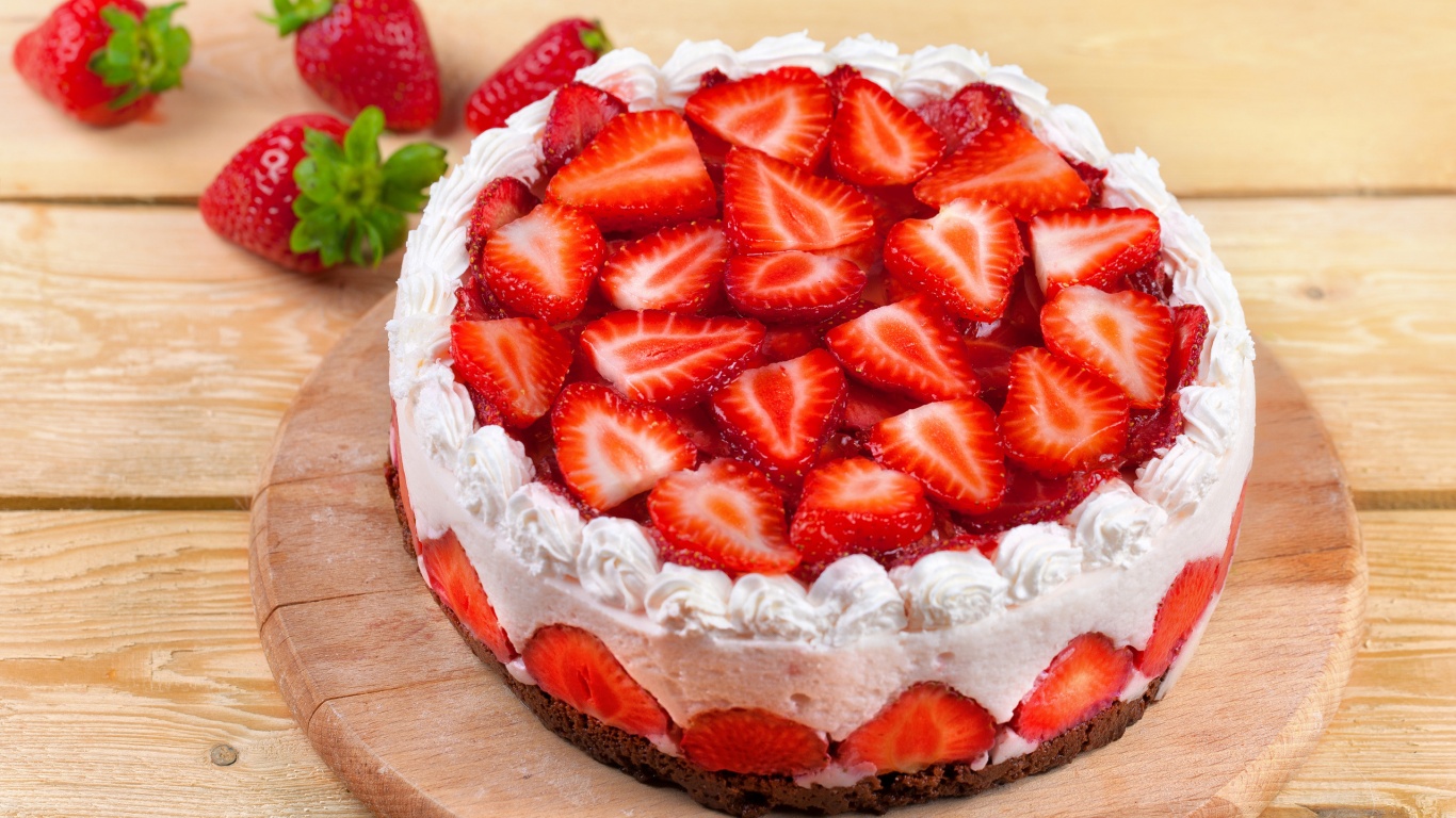 Strawberries Cake