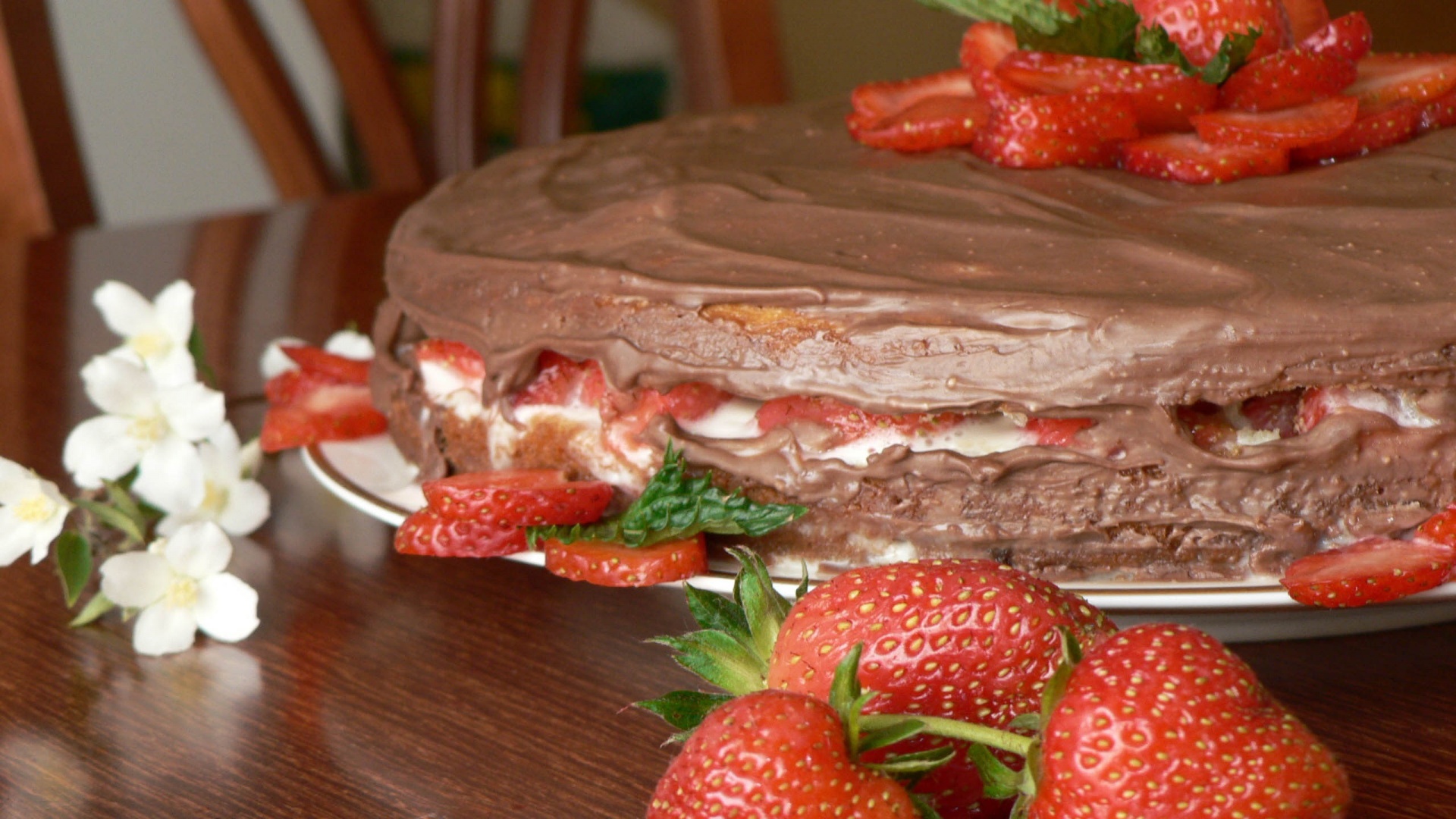 Strawberry Cake