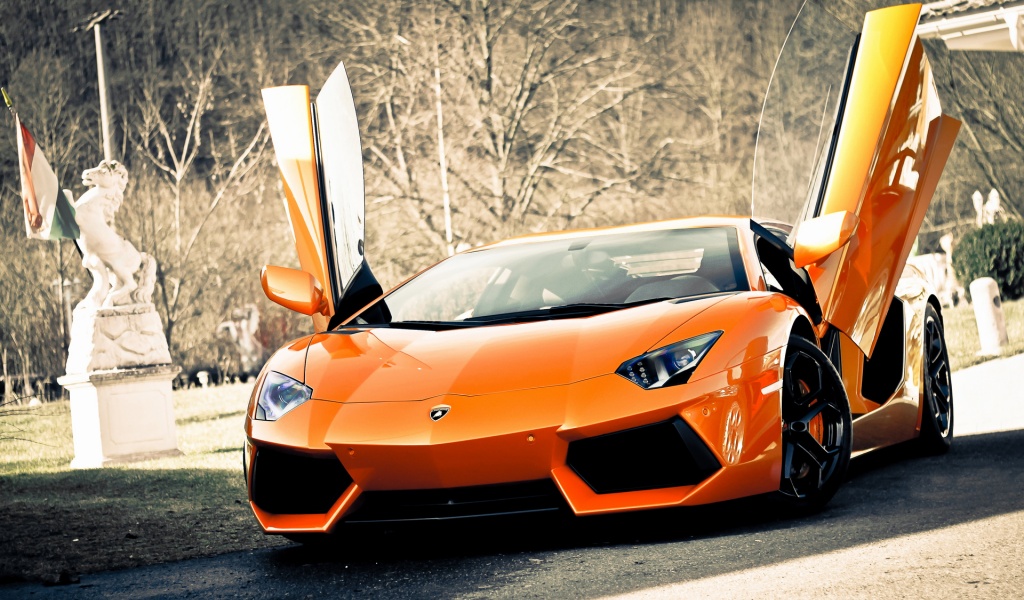 Super Lamborghini Aventador Car