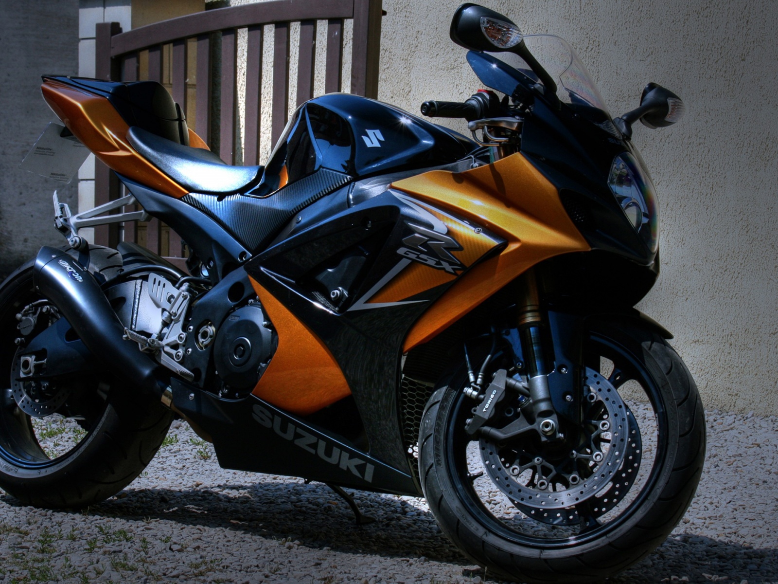 Suzuki GSXR 1100 Motorbike