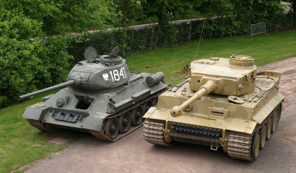 Tanks T-34 And Tiger I