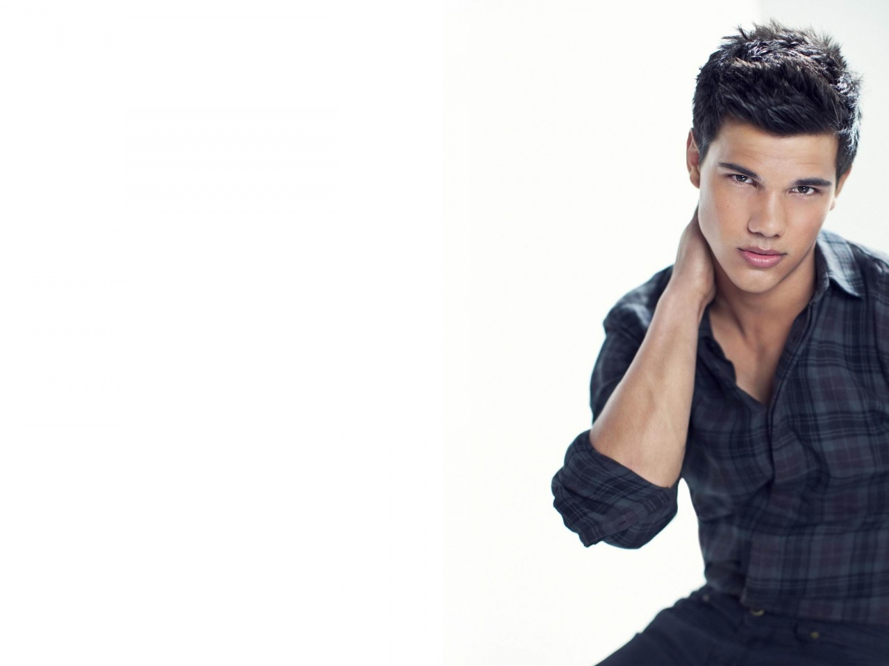 Taylor Lautner Wallpaper