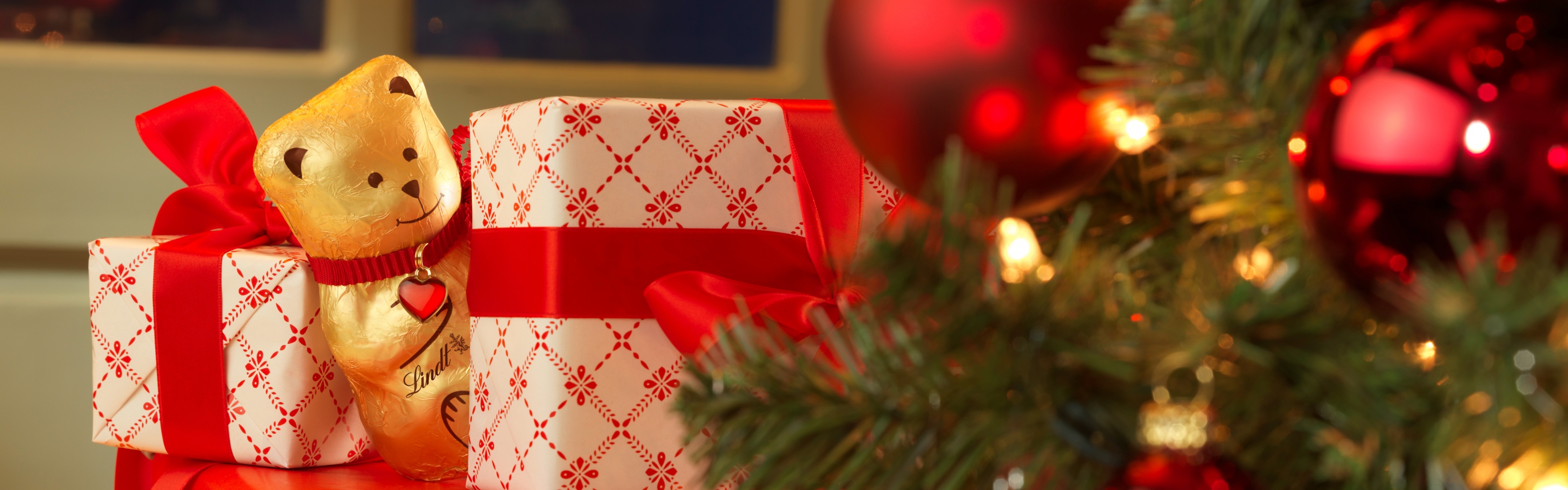 Teddy Bear Gifts And Christmas Tree