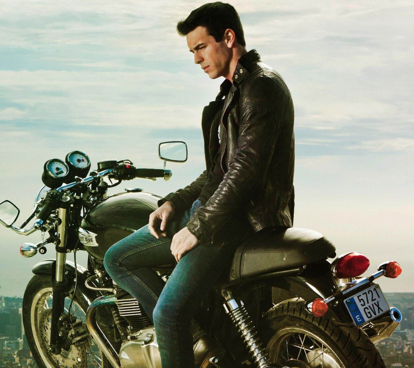 Three Meters Above The Sky Mario Casas Actor Motorcycle Hache