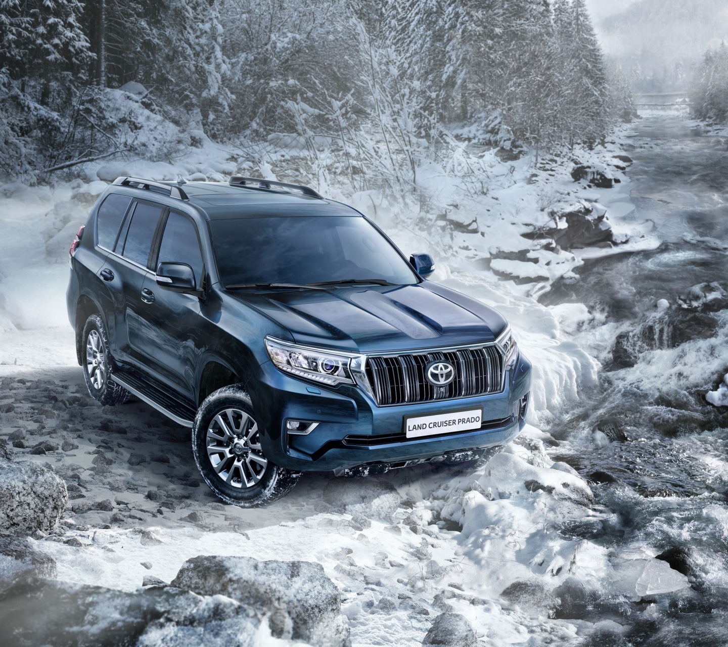 Toyota Land Cruiser Prado Snow