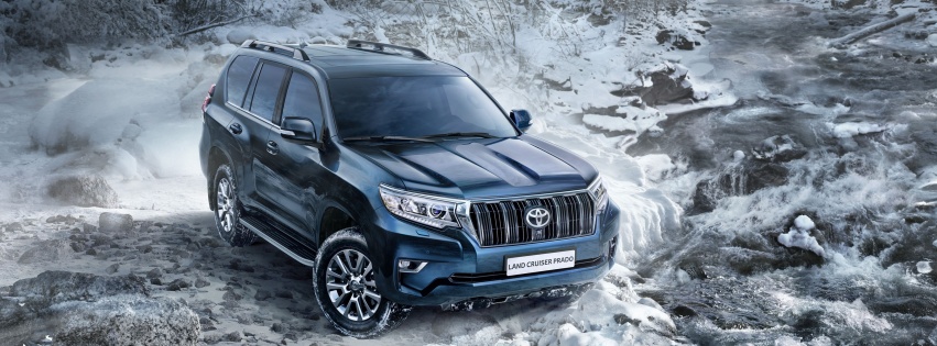 Toyota Land Cruiser Prado Snow