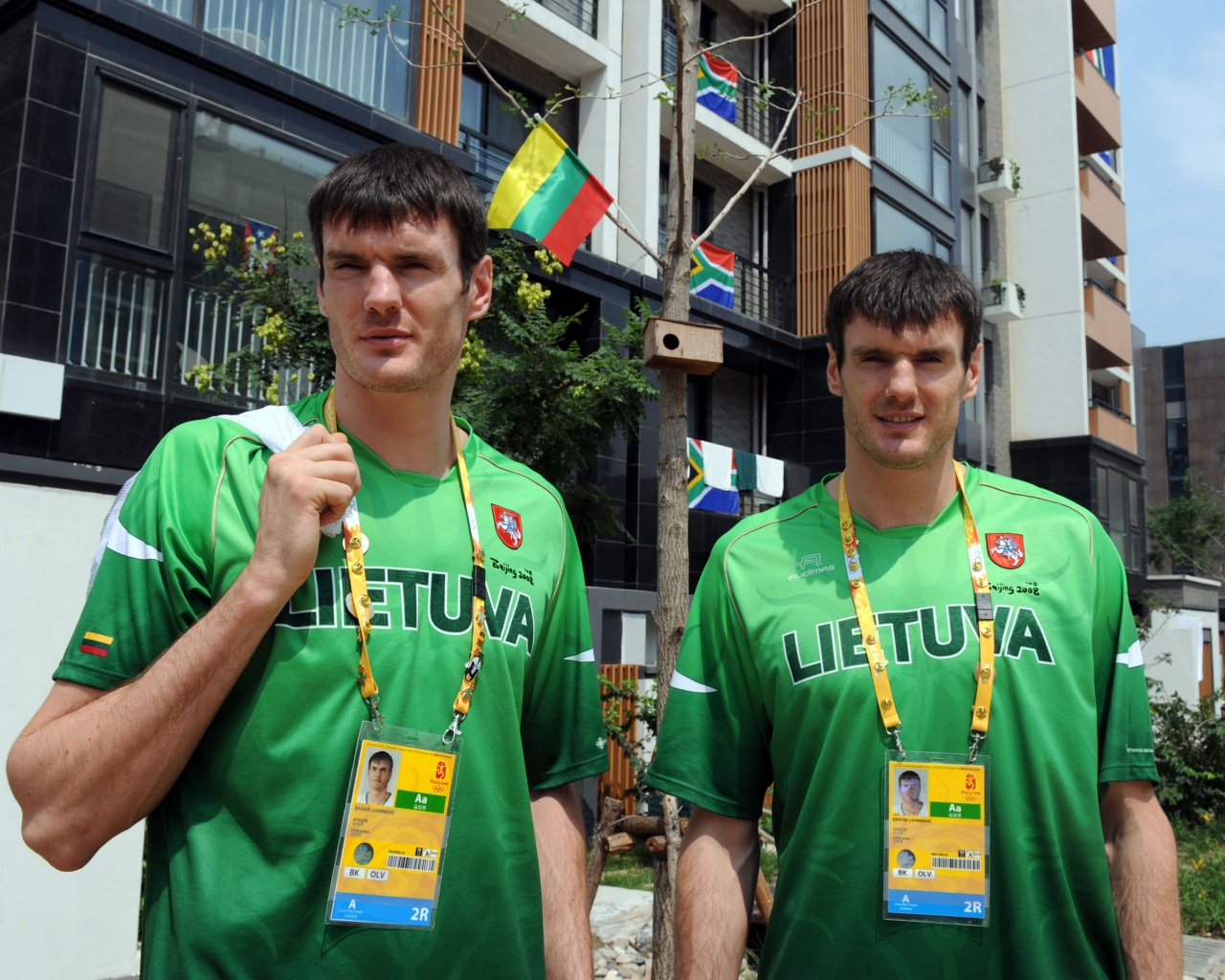 Twins Lavrinovic-Basketball Players