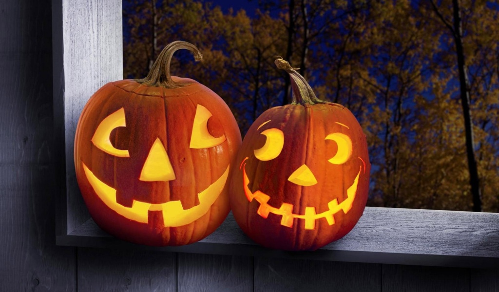 Two 3D Halloween Pumpkins